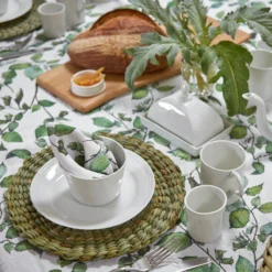 Cobnut Linen Table Cloth -Bertioli Thyme 09.01.2002101 scaled