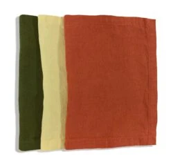 Dark Green Linen Placemat -Bertioli floral in half 141019 v1 5b022380 b9b5 480b ac2e 43a487200fac